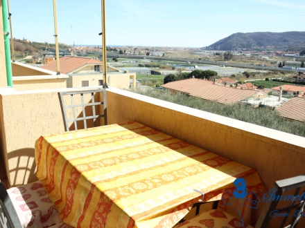 Bilocale con terrazza in vendita a Villanova d'Albenga