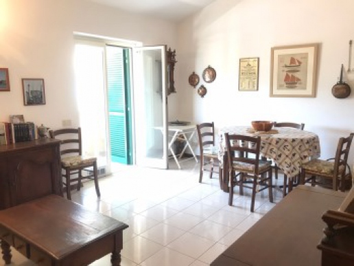 Appartamento trilocale con terrazza di 55 mq e cantina in vendita a Villanova d'Albenga - 10